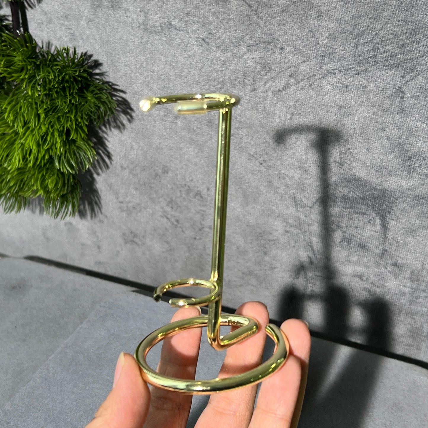 Crystal Metal Holder