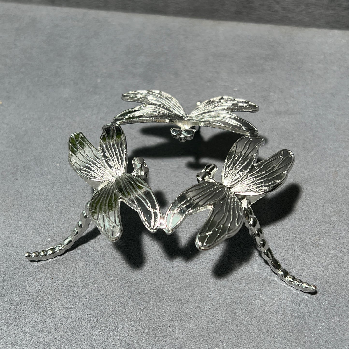 Metal Dragonfly Sphere Stand