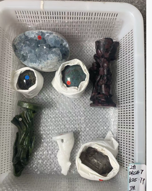 KIKICRYSTAL Unique Crystal Claim Sale for 0422
