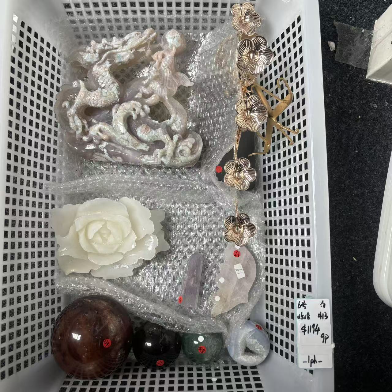 KIKI Love Crystal Claim Sale For 0508
