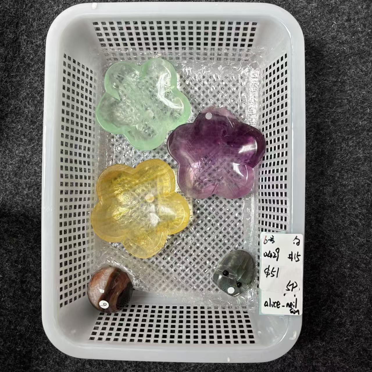 KIKI Love Crystal Claim Sale For 0429