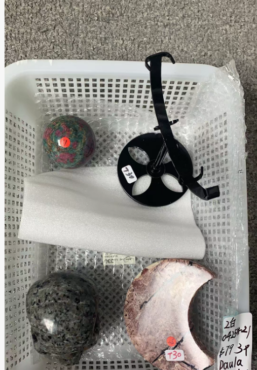 KIKICRYSTAL Unique Crystal Claim Sale for 0425
