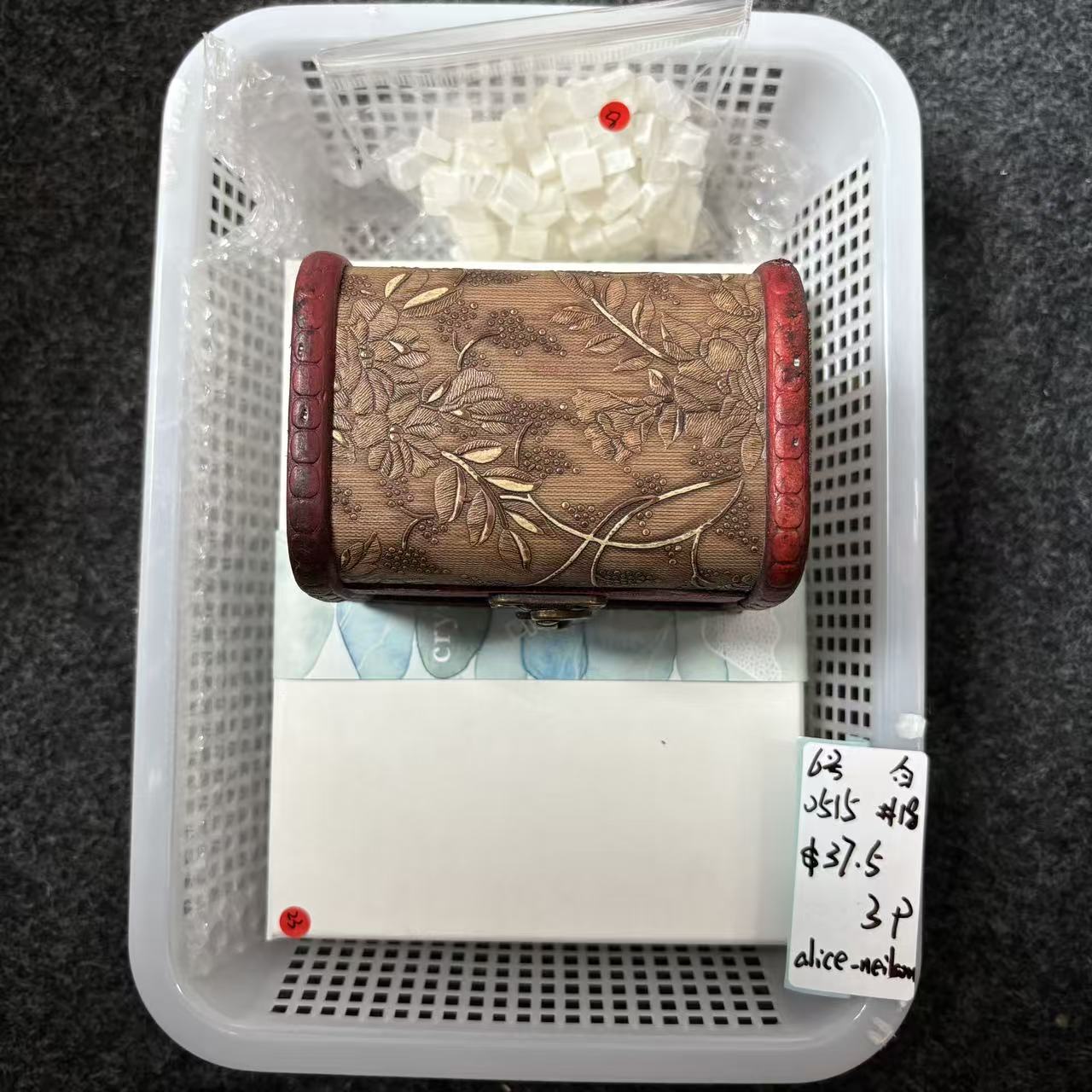 KIKI Love Crystal Claim Sale For 0515