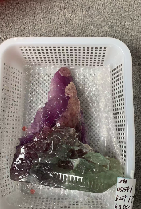 KIKICRYSTAL Unique Crystal Claim Sale for 0515