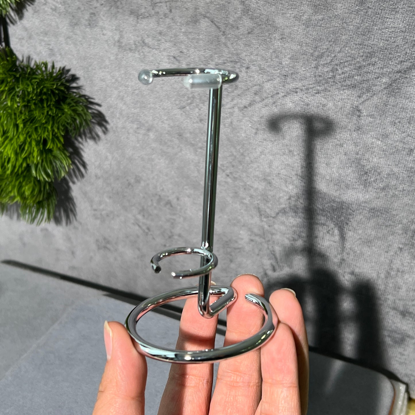Crystal Metal Holder