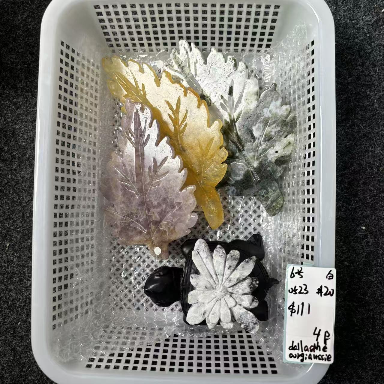 KIKI Love Crystal Claim Sale For 0523