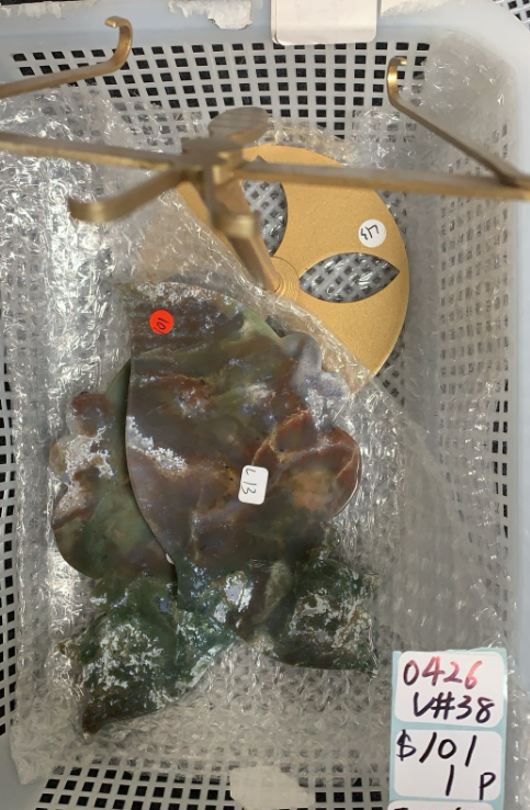 KIKICRYSTAL Unique Crystal Claim Sale for 0426