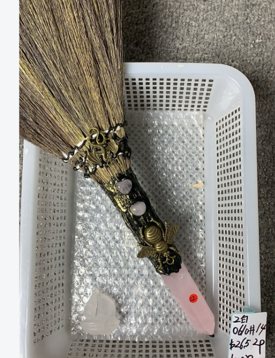 KIKICRYSTAL Unique Crystal Claim Sale for 0610