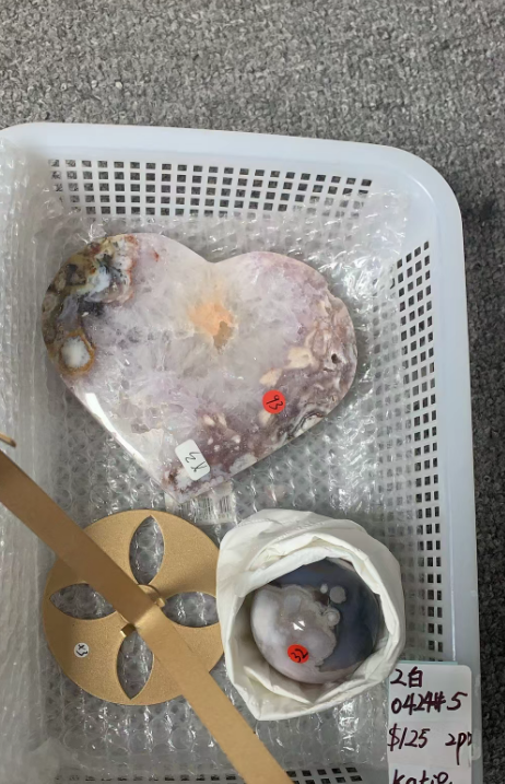 KIKICRYSTAL Unique Crystal Claim Sale for 0424