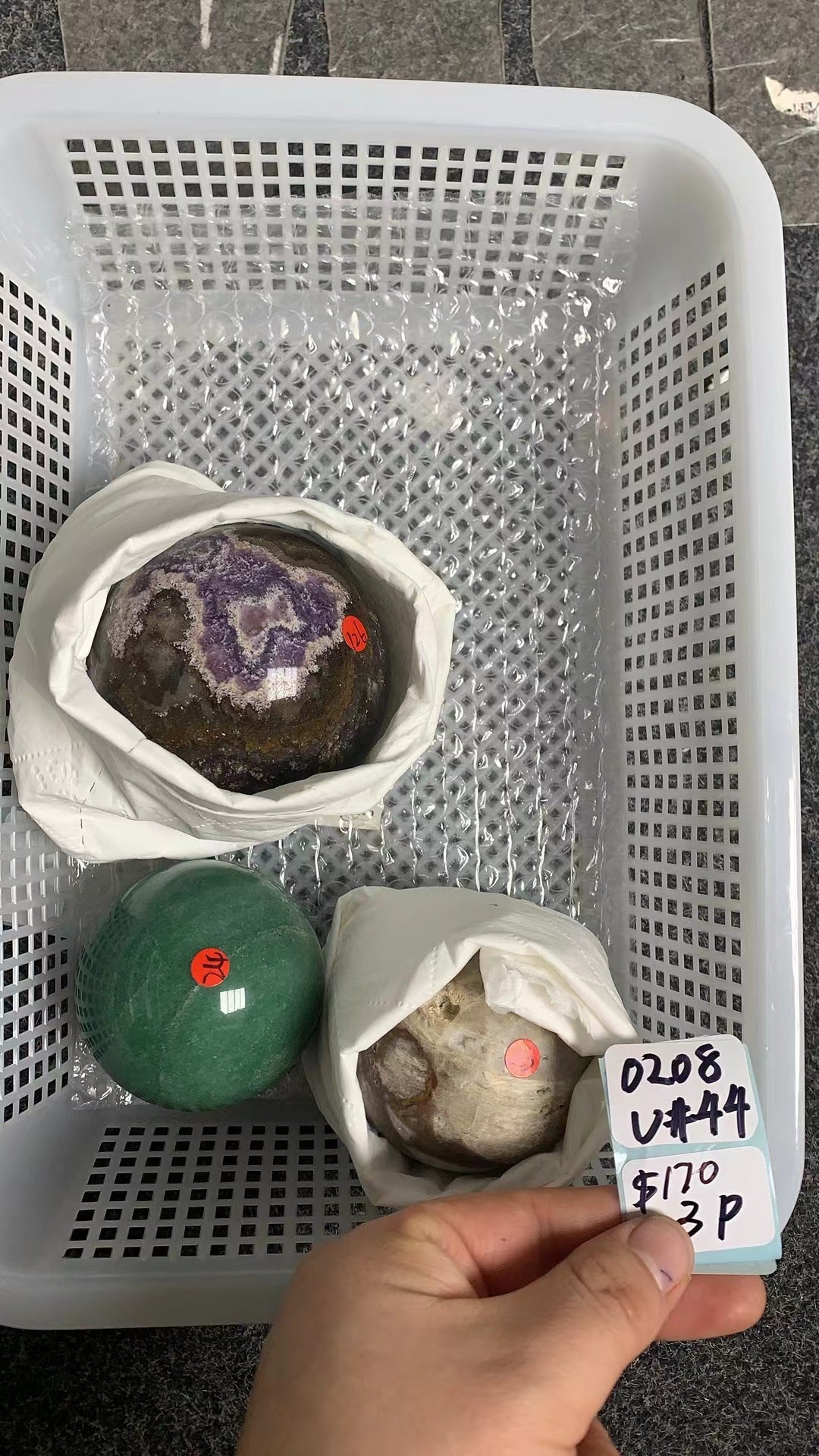 KIKICRYSTAL Unique Crystal Claim Sale for 0208