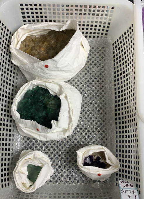 KIKICRYSTAL Unique Crystal Claim Sale for 0426