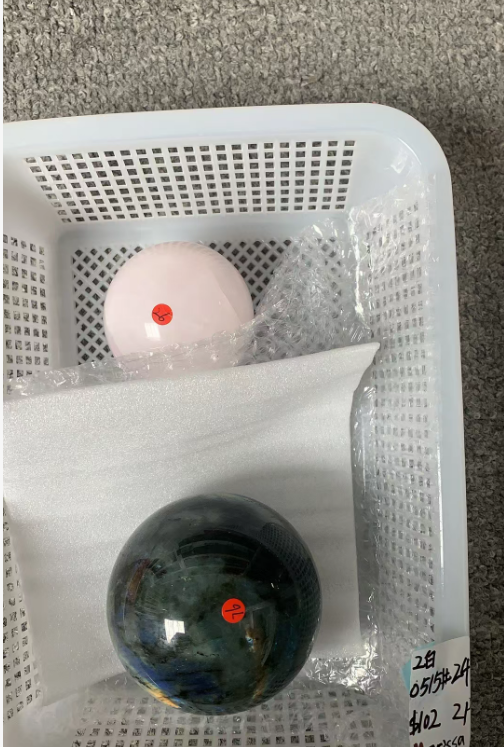KIKICRYSTAL Unique Crystal Claim Sale for 0515