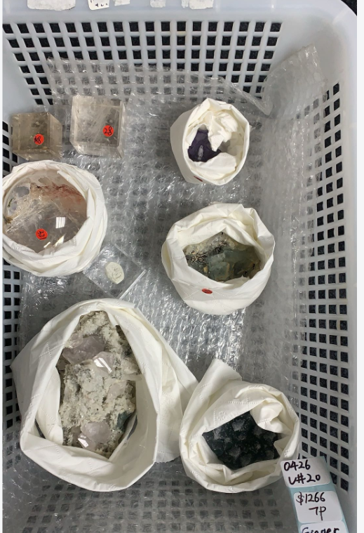KIKICRYSTAL Unique Crystal Claim Sale for 0426