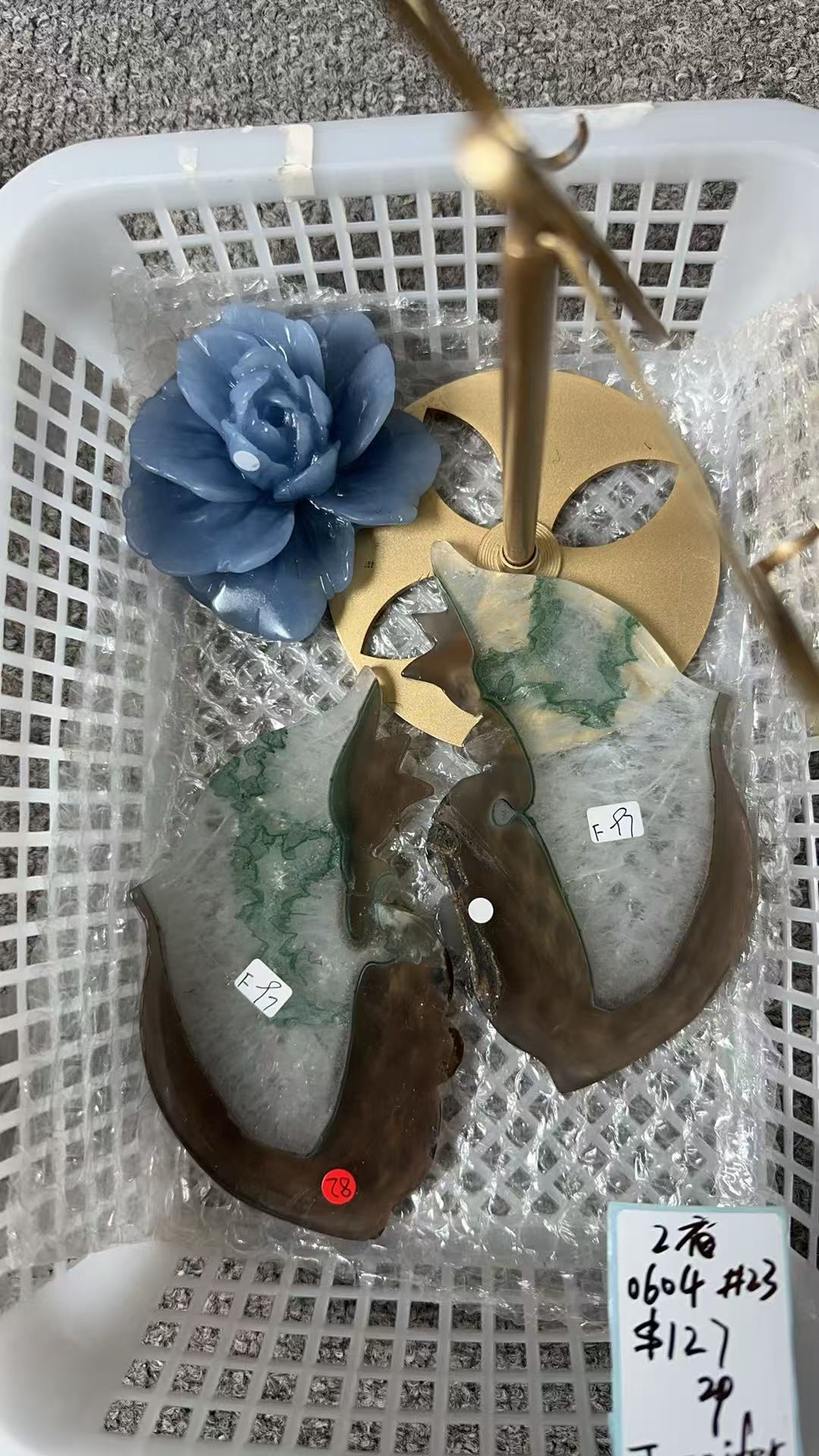 KIKICRYSTAL Unique Crystal Claim Sale for 0604