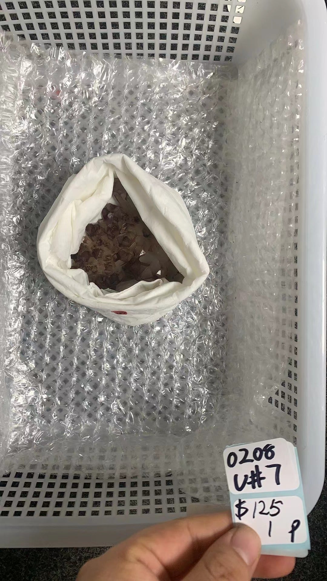 KIKICRYSTAL Unique Crystal Claim Sale for 0208