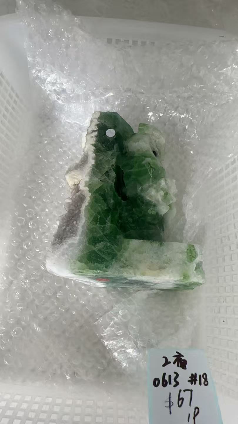 KIKICRYSTAL Unique Crystal Claim Sale for 0613