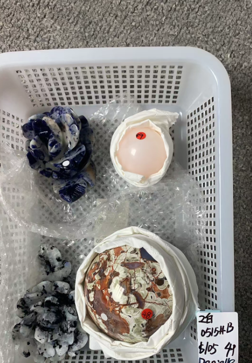 KIKICRYSTAL Unique Crystal Claim Sale for 0515